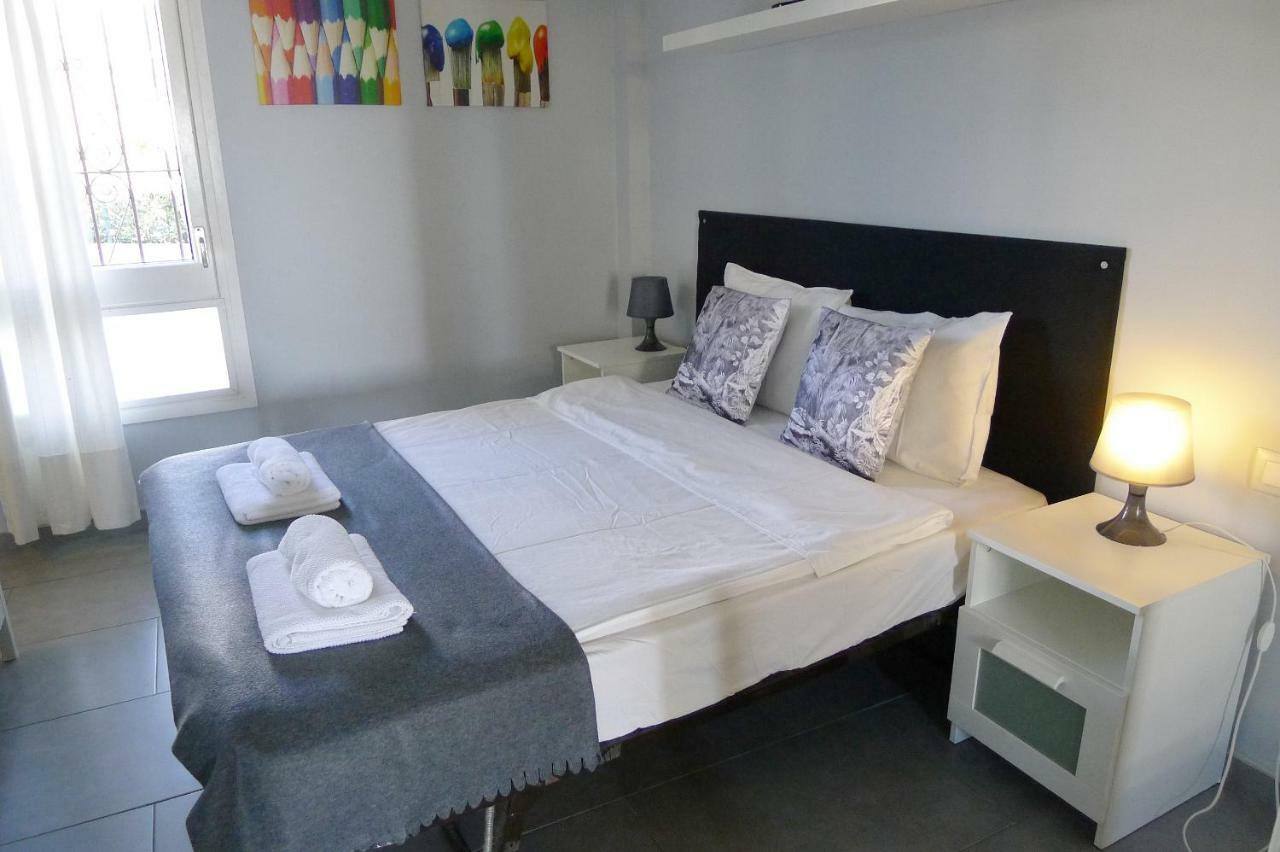 Ferienwohnung Cala Balmins Sea View Sitges Exterior foto